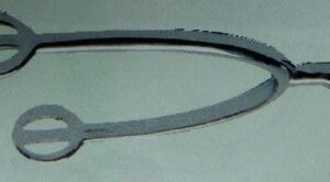 Speroni uomo con goccia in ottone cromato, divese misure disponibili.