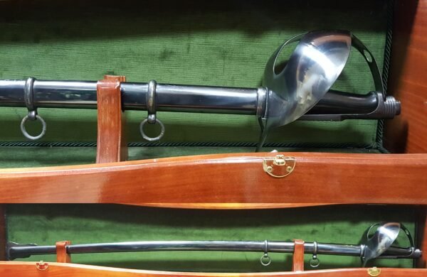 Sciabola da Truppa per Cavalleria  lama larga semicurva mm 23 interamente brunita