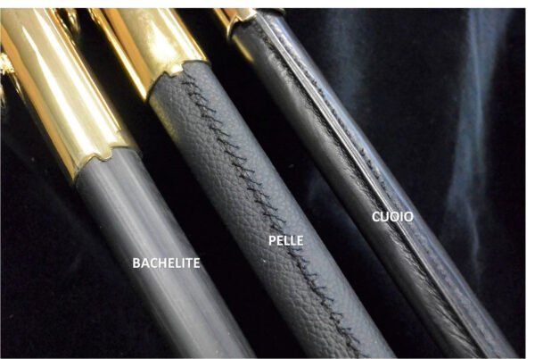 Fodero rivestito in pelle o cuoio